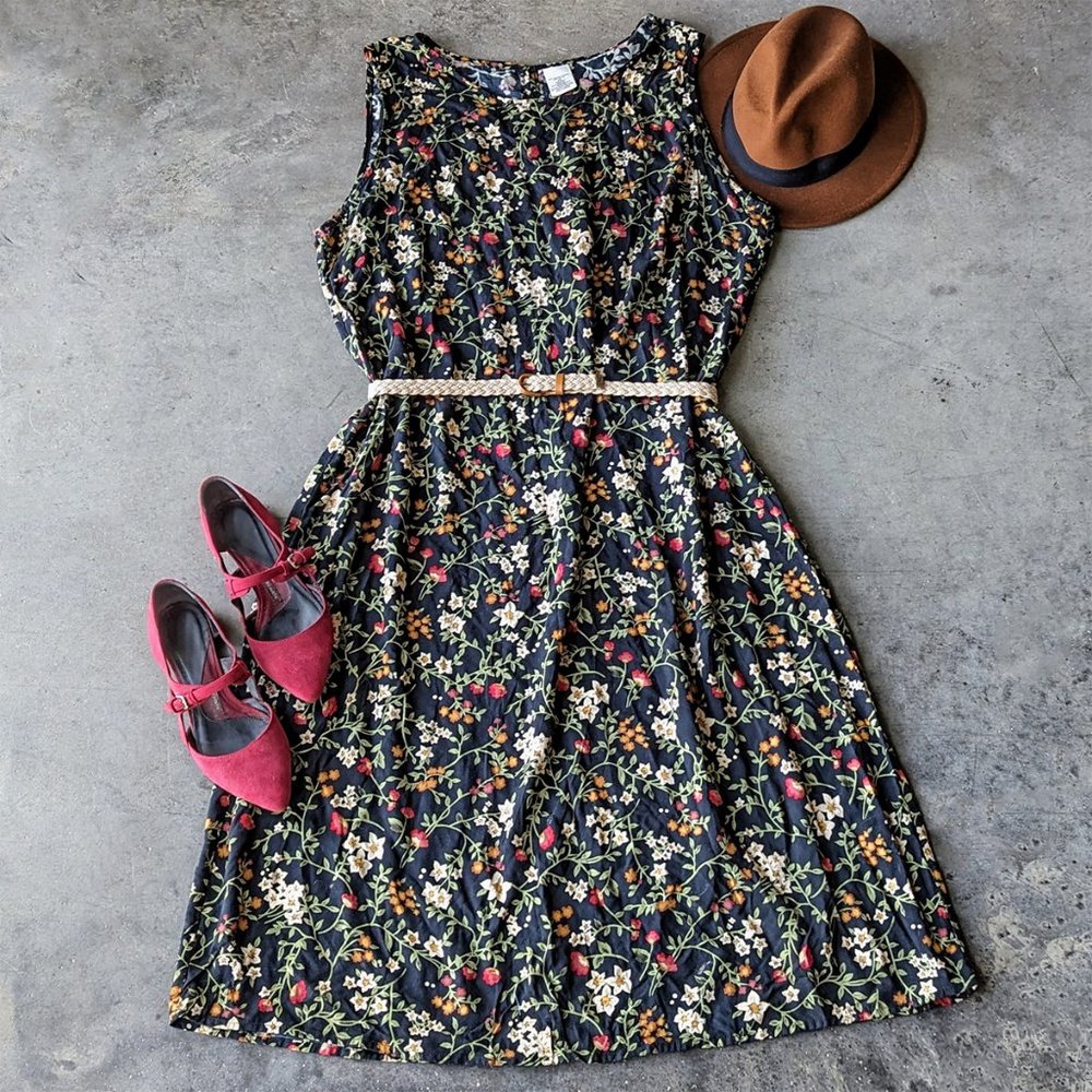 Vintage 90s Indie Sleaze Black Red Orange Floral Sleeveless Midi Dress size 26